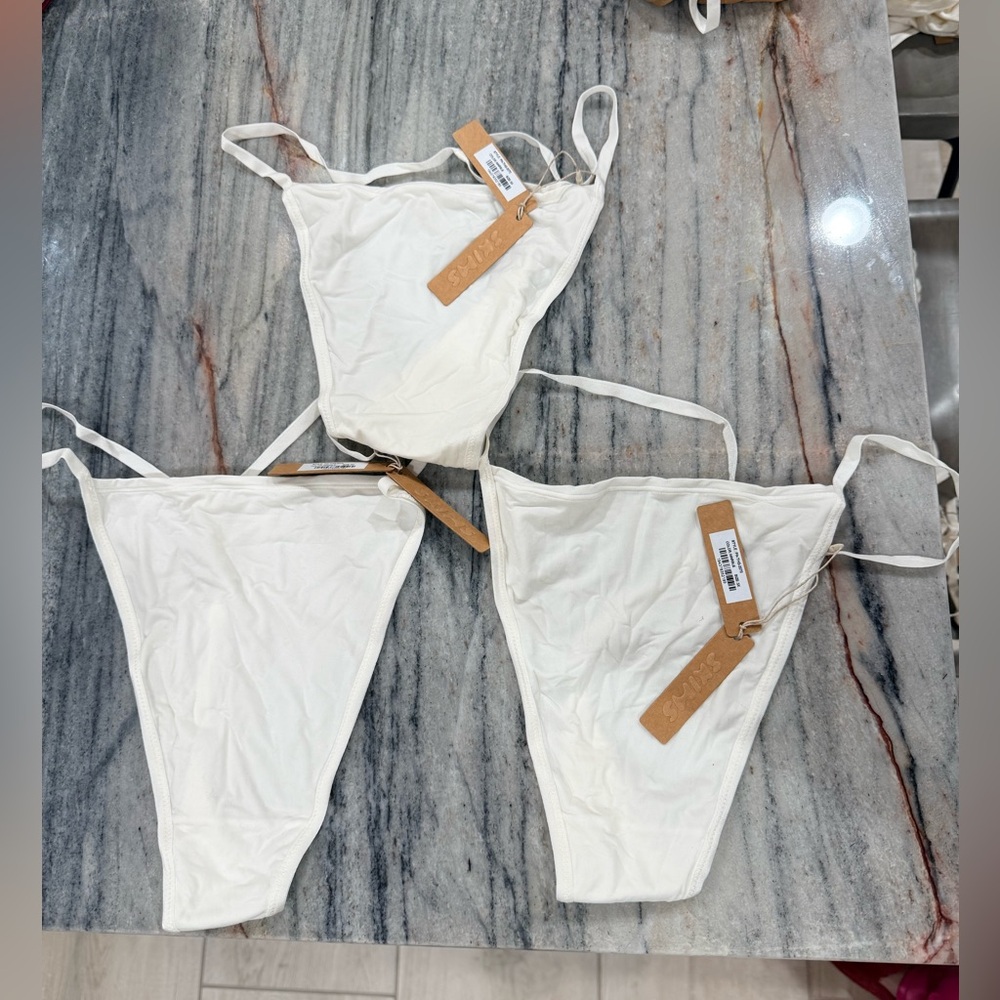 NWT SKIMS 3 Piece Bundle Thong White Panties Set LOT 40